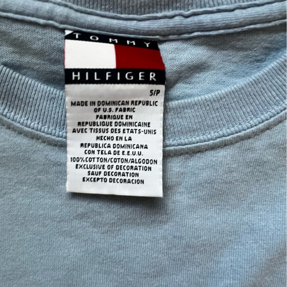 Vintage Y2K Tommy Hilfiger Baby Blue Embroidered Logo Tee - Picture 3 of 5